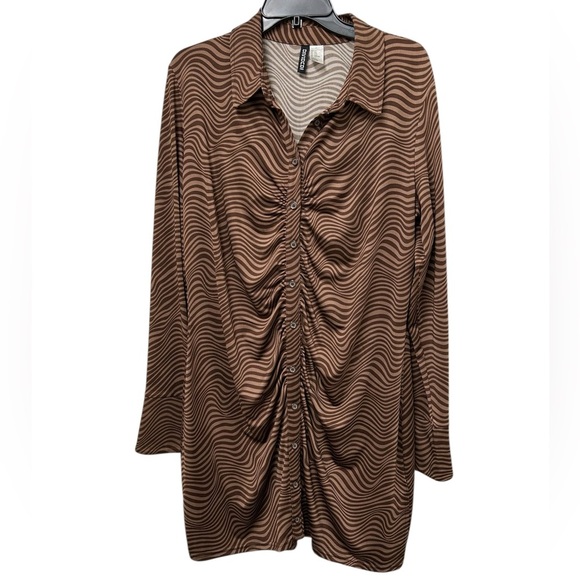 H&M Draped Shirt Dress – Brown Wave Pattern – XXL - Picture 6 of 13
